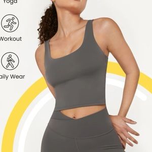 Sports tank with twist back
